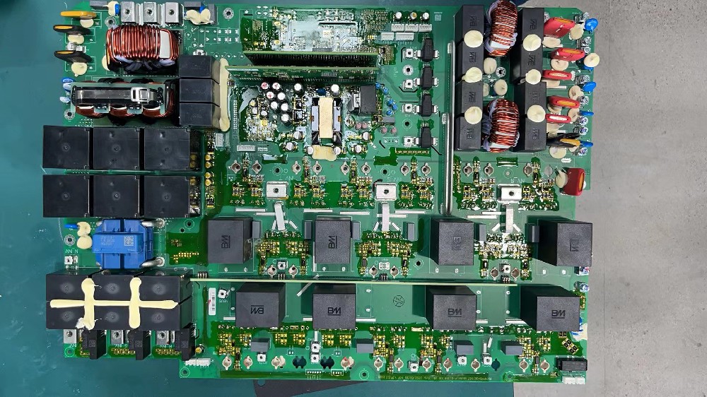 儲(chǔ)能設(shè)備主控板